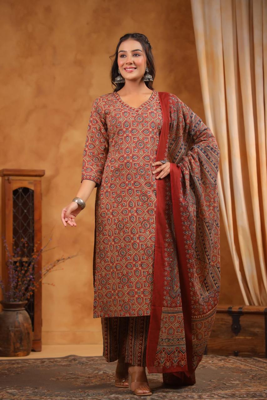 Ajrak Print Dupatta Set