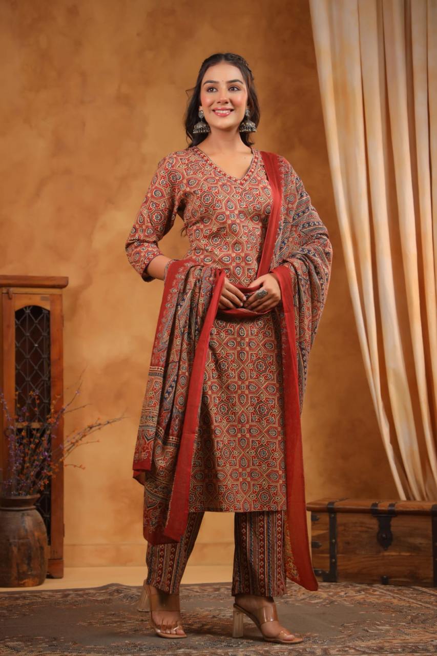 Ajrak Print Dupatta Set