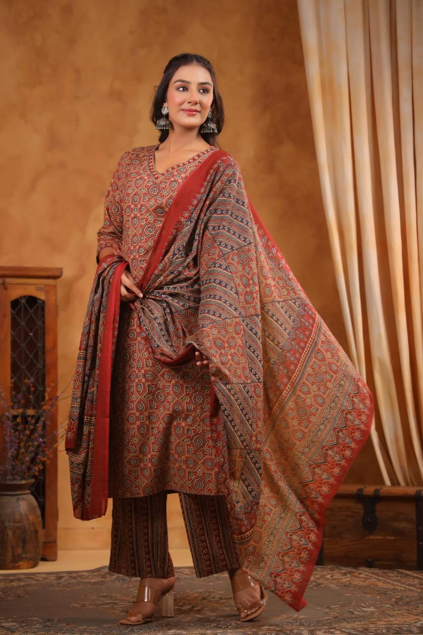 Ajrak Print Dupatta Set